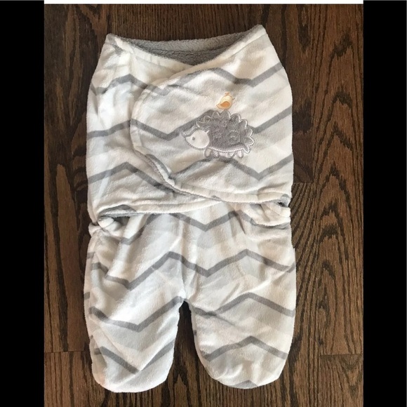 Blankets and Beyond bundle bag sz 0-6 mo gray - Picture 1 of 4